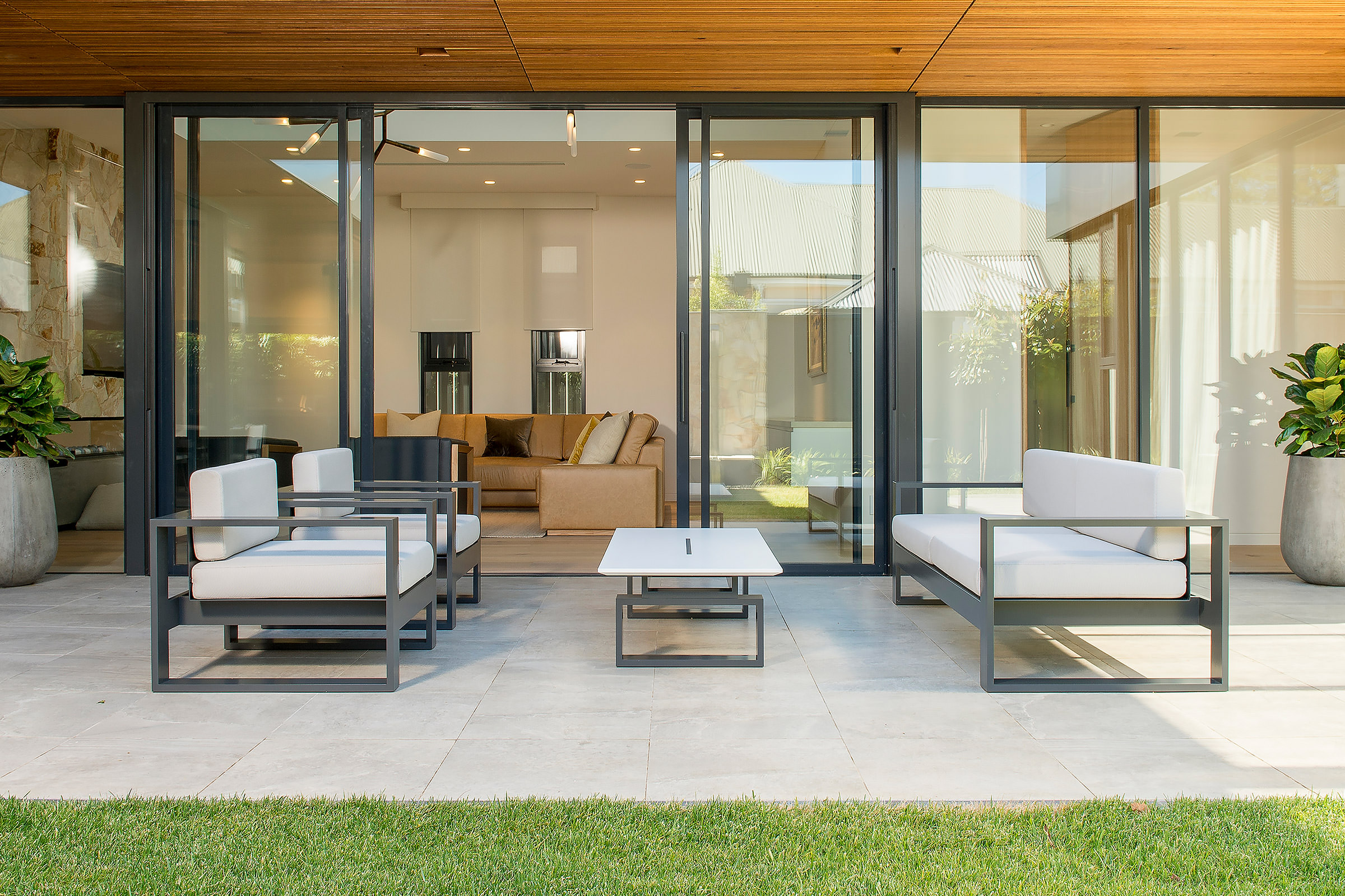 the unique Australian outdoors means you can enjoy relaxing in your patio for most of the year with a Franco Crea designer furniture outdoor setting to provide peace of mind to tolerate outdoor environments.